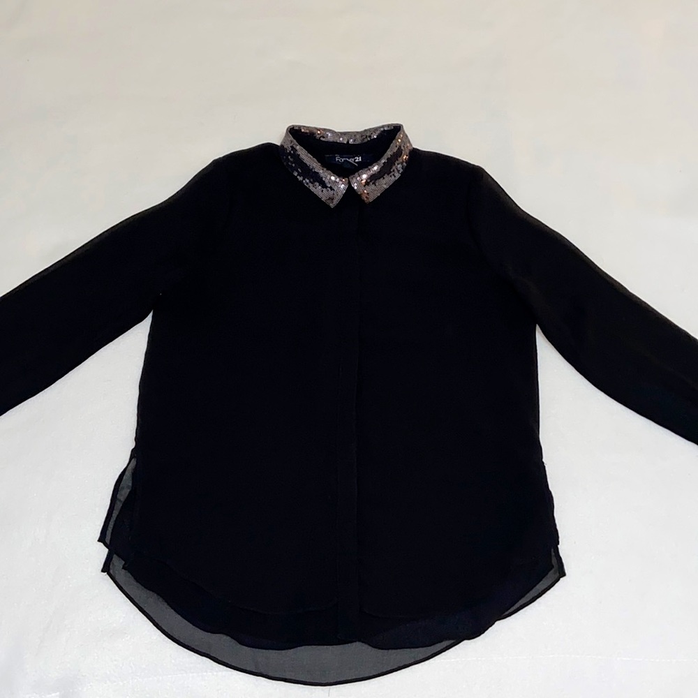 FV21 Black Button Down